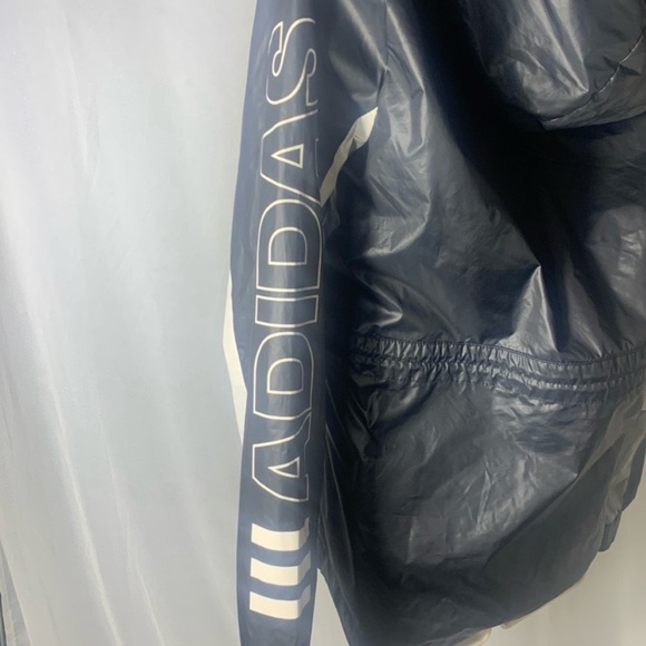 Adidas Black windbreaker with mesh lining and hood. Brand new without ta… - Picture 5 of 10